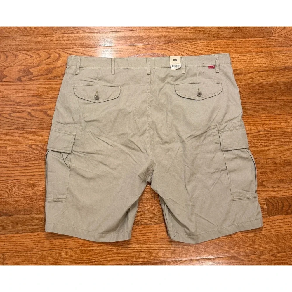 New Levi's Carrier Cargo Shorts Mens 44 Khaki Ripstop Utility Pockets Hiking 9